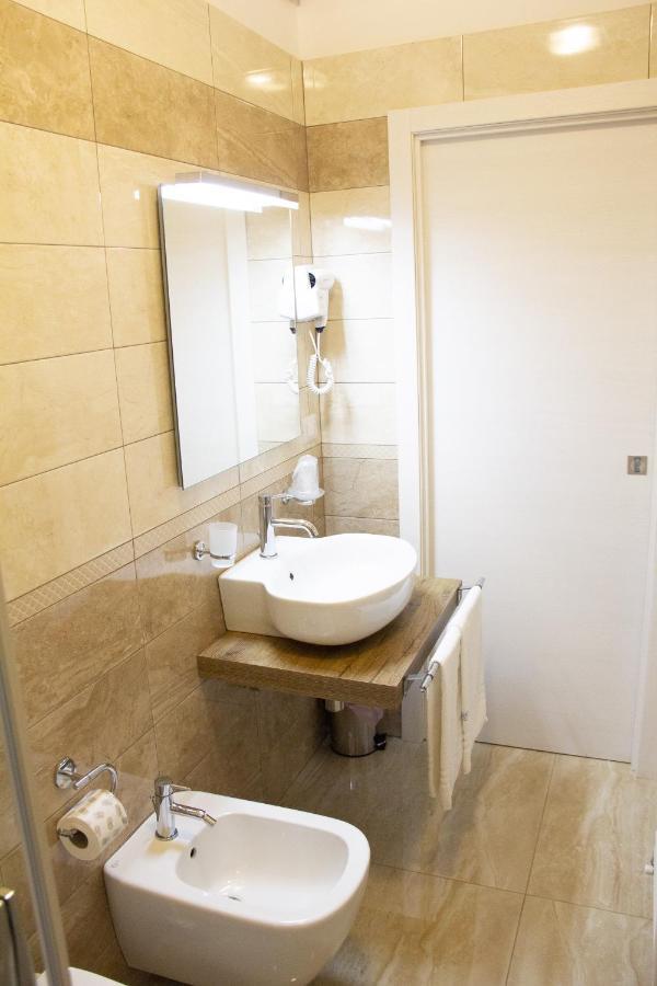 B&B Imperial Exclusive Rooms & Breakfast Porto Cesareo Exterior photo